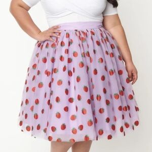 Unique Vintage Lavender & Red Glitter Strawberry Tulle Skirt 2X/18